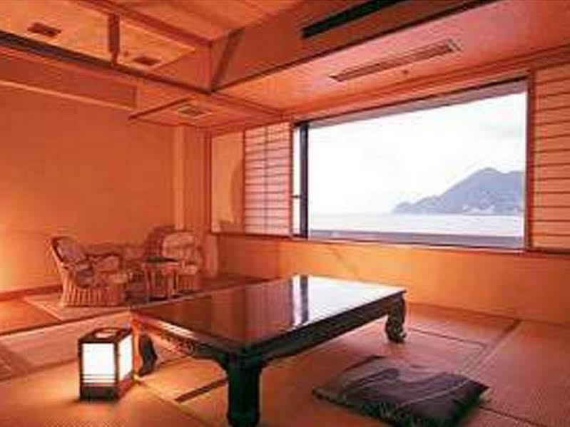 Okukinosaki Seaside Hotel Тойока Екстериор снимка